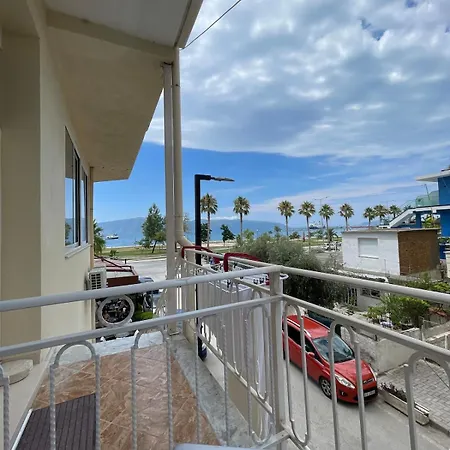 Wavefront , Lungomare Apartman