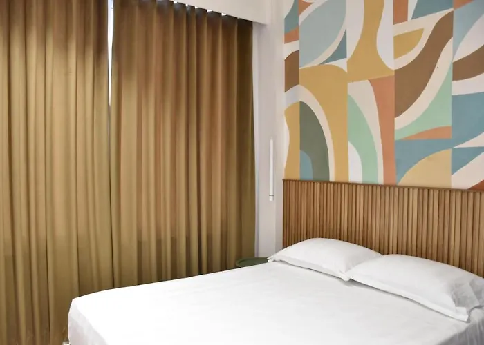 Wavefront , Lungomare Vlora