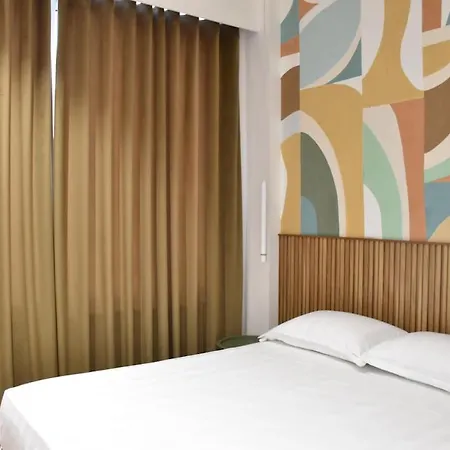 Wavefront , Lungomare Vlorë